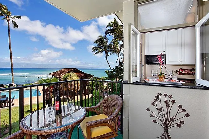 Noelani Condominium Resort Lahaina 3*,